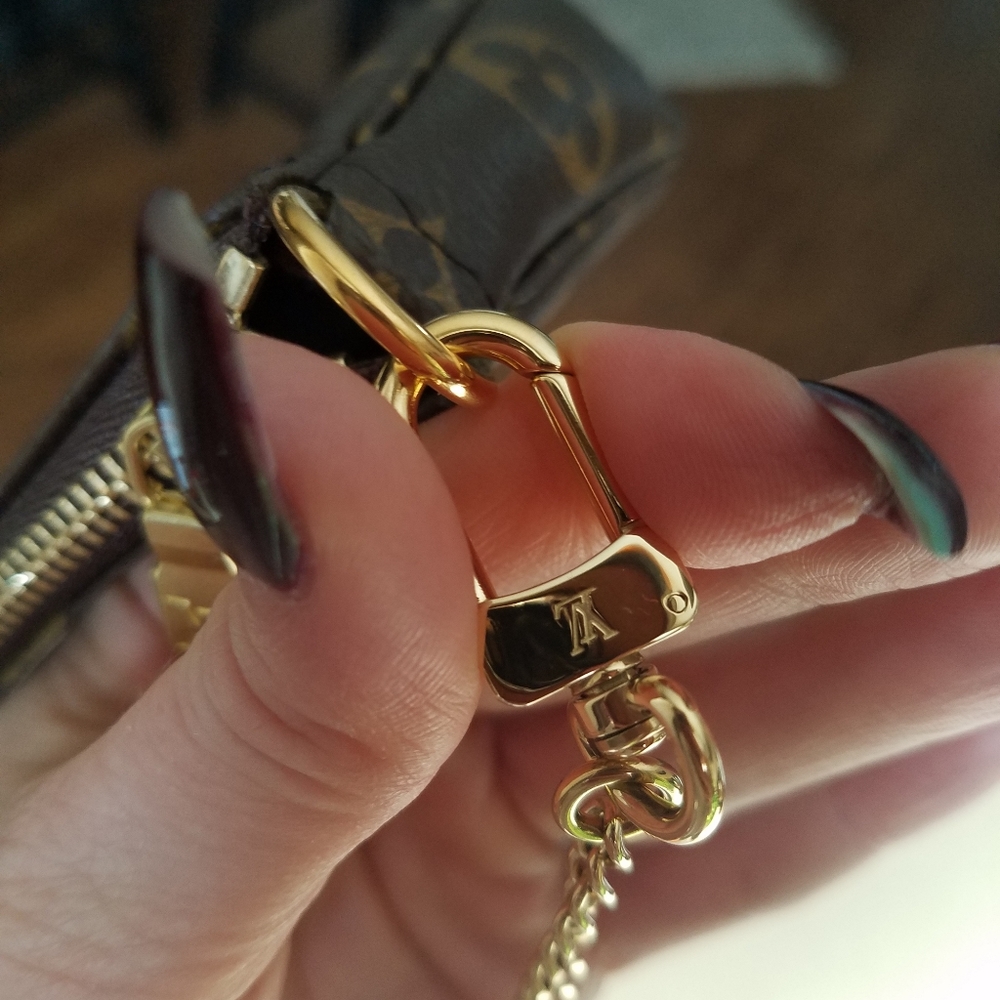 SOLD New Louis Vuitton Mini Pochette Accessories - Picture 11 of 15